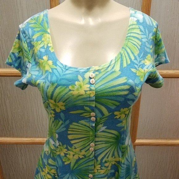 Copy - L Designs Soft Floral Dress - Picture 6 of 7